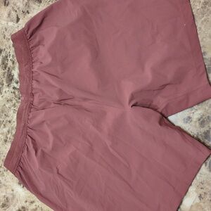 Gymshark Studio Shorts L Maroon
